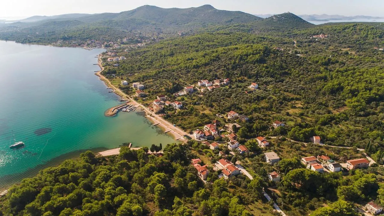 Apartments Matlovac Zdrelac Croatia