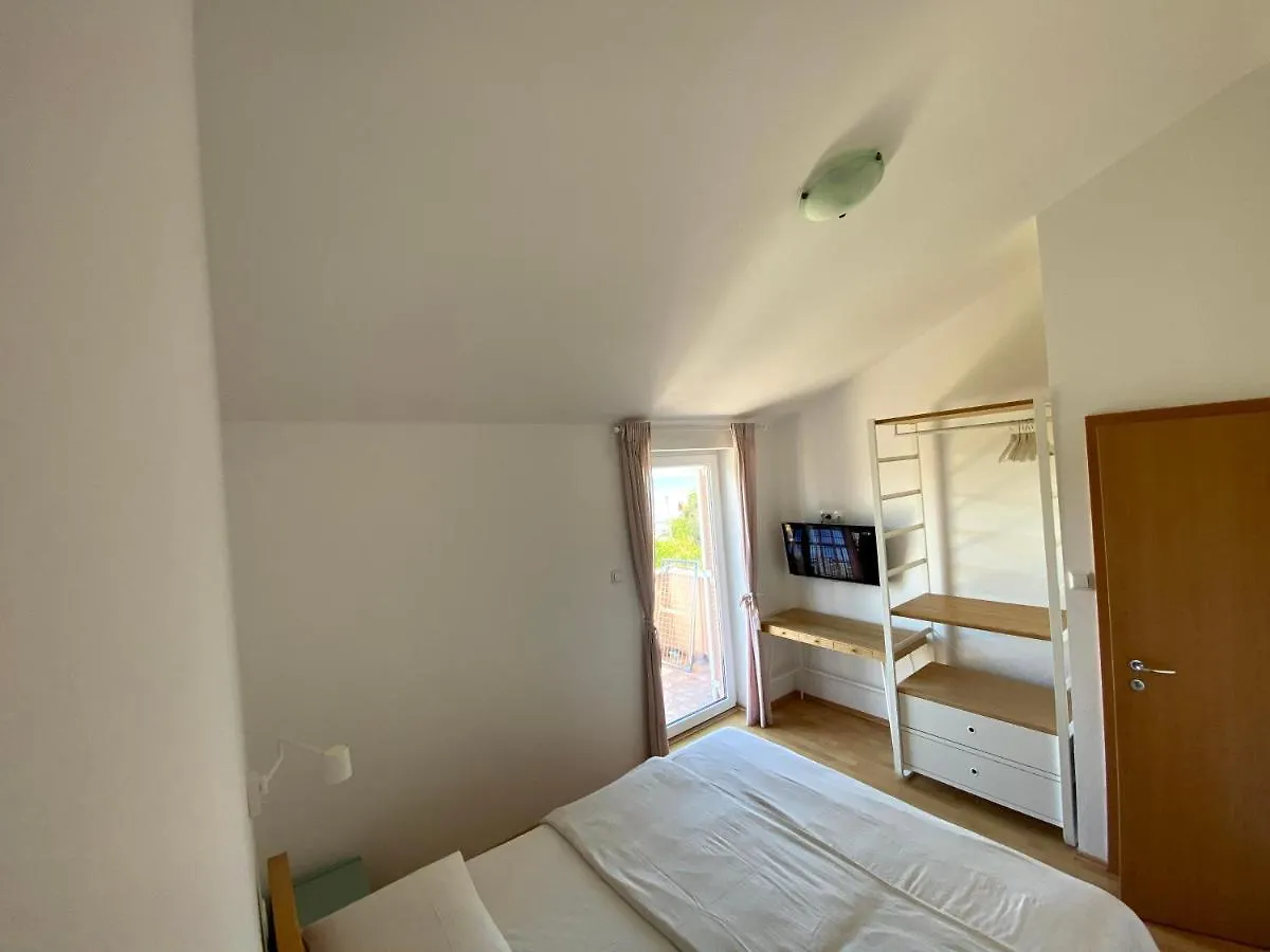 Apartments Matlovac Zdrelac